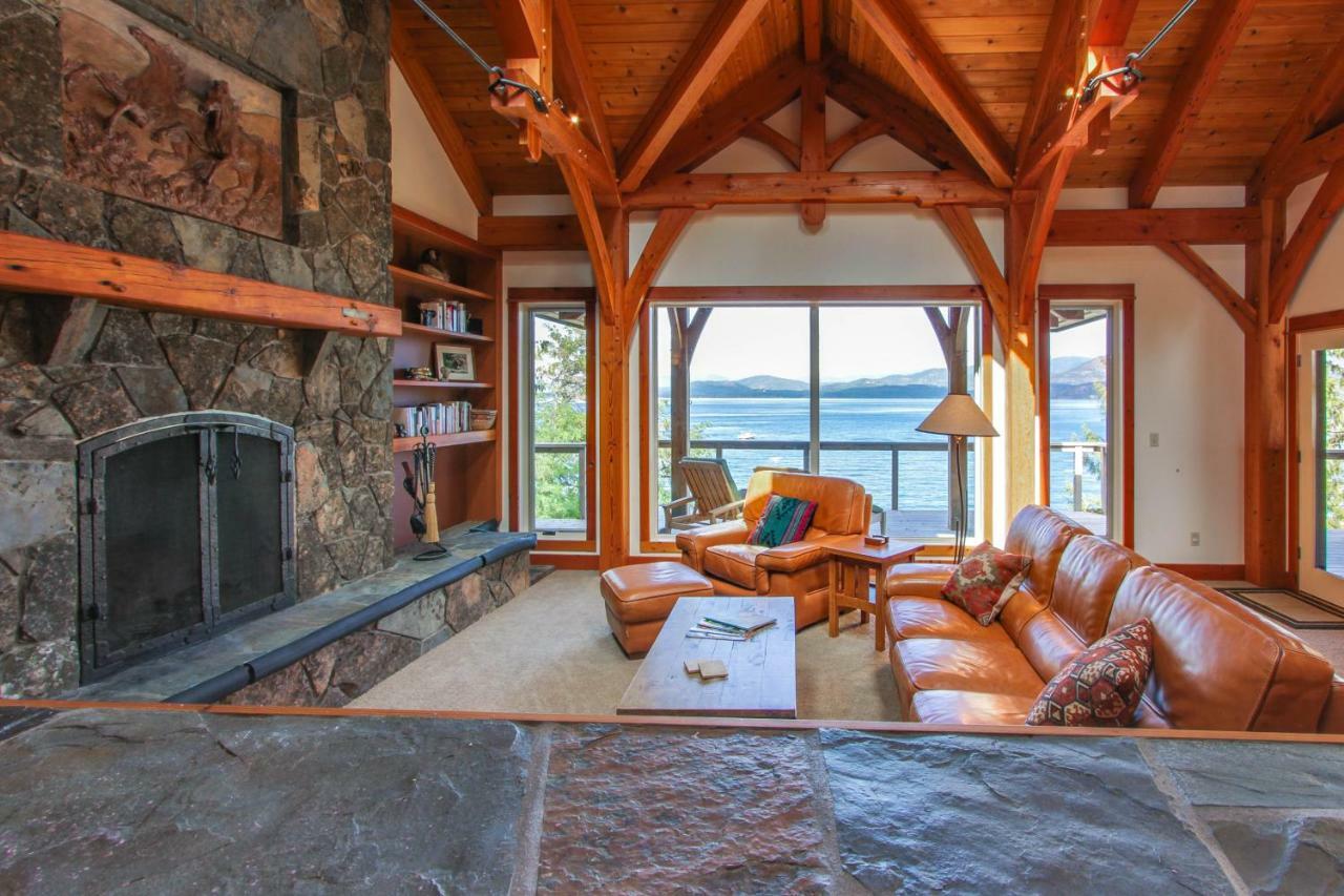 Bottle Bay Lakefront Lodge Sandpoint Eksteriør billede